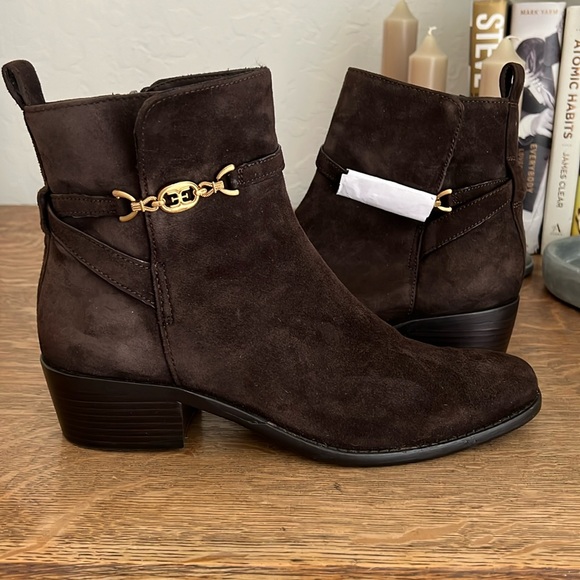 Sam Edelman Brawley Boot - Picture 2 of 9